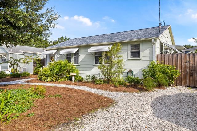 919 W WOODLAWN AVENUE, Tampa, FL 33603