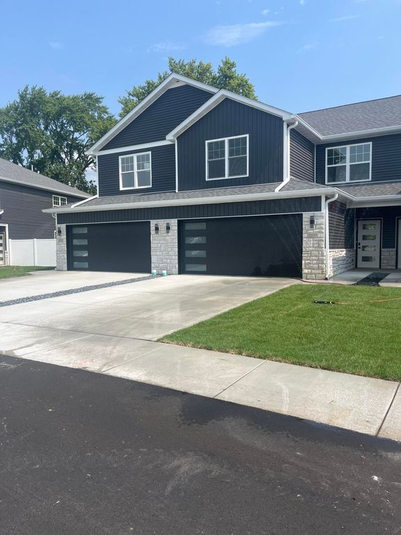 2539 Longwood Drive, Highland, IN 46322