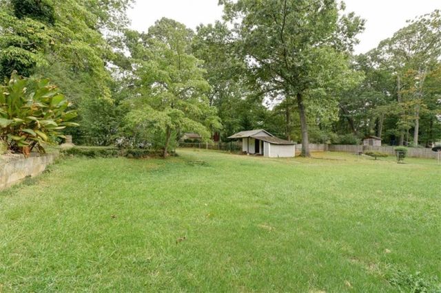 2745 Old Concord Road SE, Smyrna, GA 30082