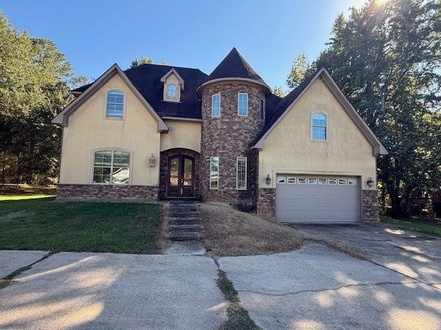 121 Honeysuckle Drive, Mansfield, LA 71052