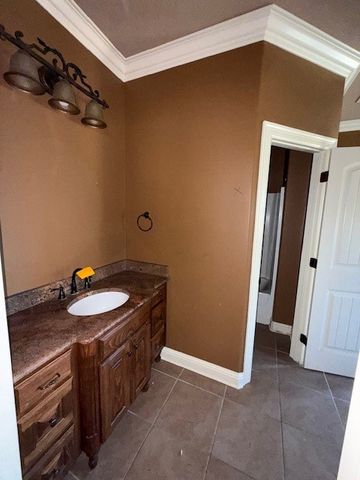 121 Honeysuckle Drive, Mansfield, LA 71052