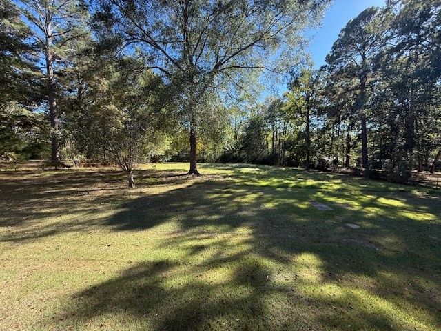 121 Honeysuckle Drive, Mansfield, LA 71052