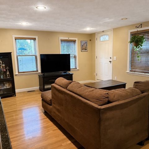57 Pleasant St. B, Watertown, MA 02472