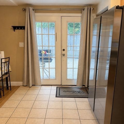 57 Pleasant St. B, Watertown, MA 02472