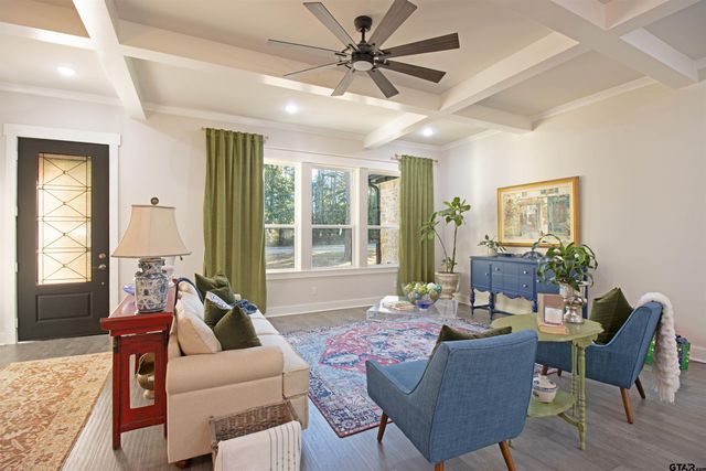 3928 Hogan Dr, Tyler, TX 75709