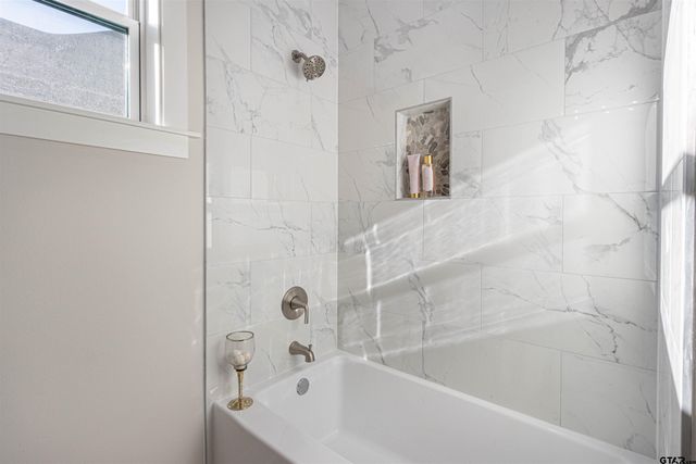 3928 Hogan Dr, Tyler, TX 75709