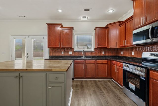 28 Trafford Trail, Phenix City, AL 36870