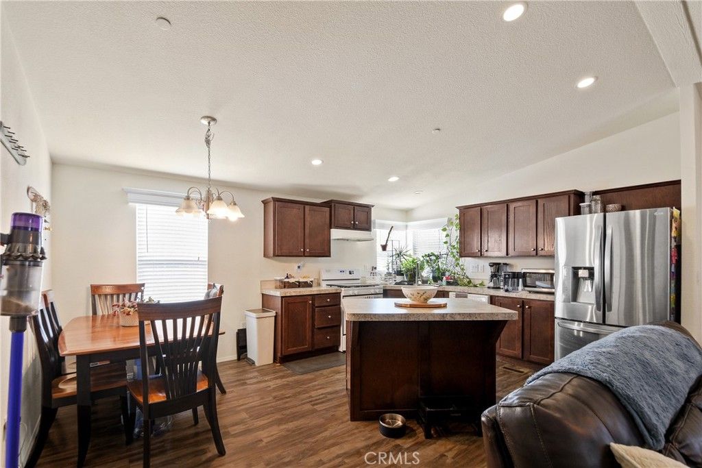32490 Crescent Avenue, Lake Elsinore, CA 92530 — photo 5