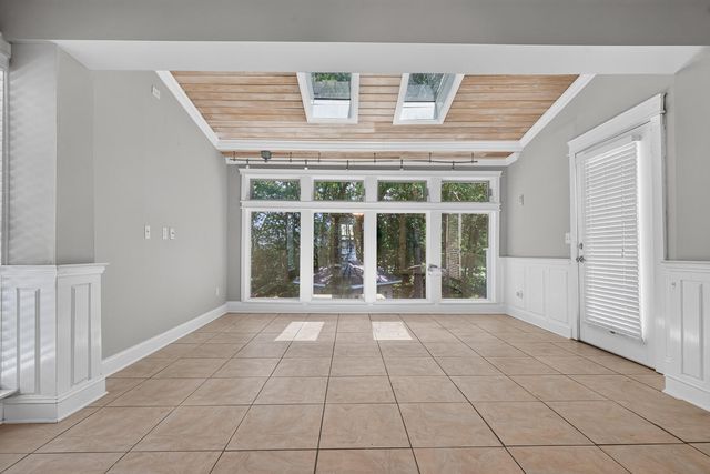 200 Castle Harbor Drive, Summerville, SC 29483