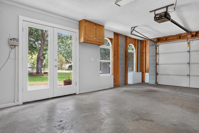 200 Castle Harbor Drive, Summerville, SC 29483