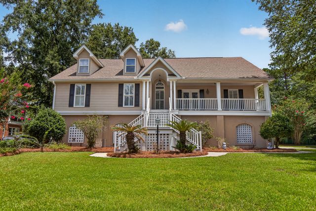 200 Castle Harbor Drive, Summerville, SC 29483