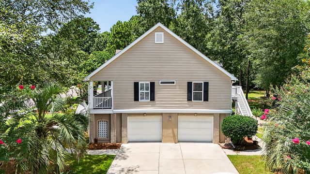 200 Castle Harbor Drive, Summerville, SC 29483