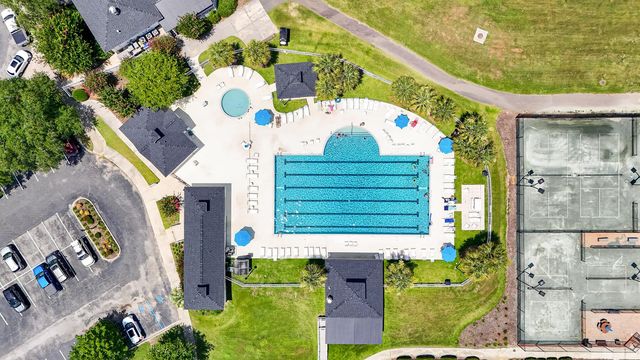 200 Castle Harbor Drive, Summerville, SC 29483