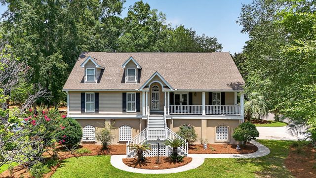 200 Castle Harbor Drive, Summerville, SC 29483