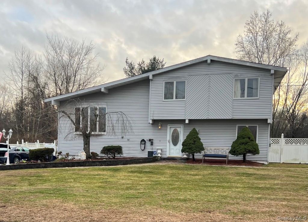 7 Cherrywood Drive, Goshen, NY 10924