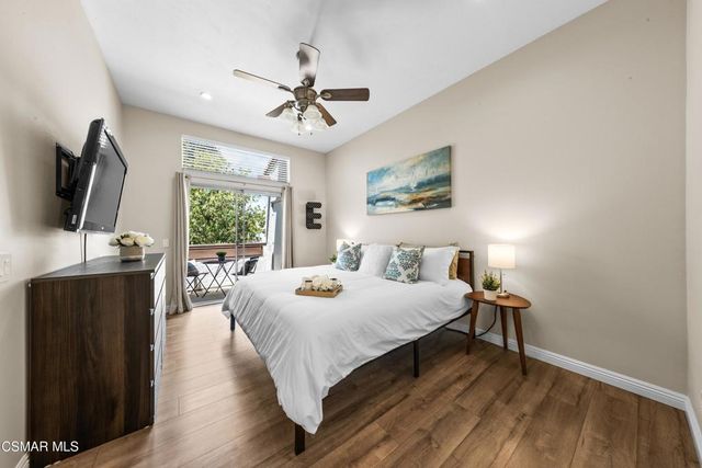1736 Sinaloa Road 427, Simi Valley, CA 93065