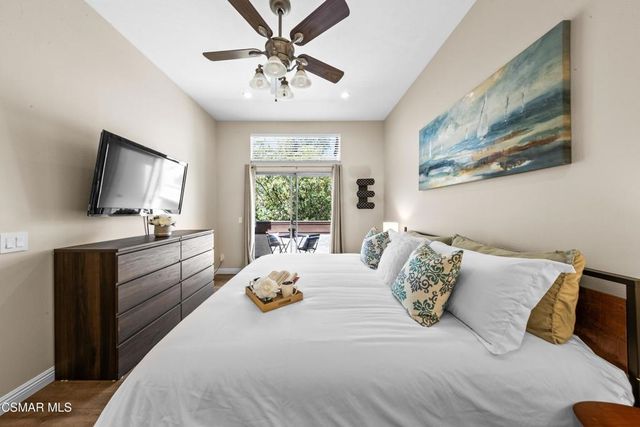 1736 Sinaloa Road 427, Simi Valley, CA 93065