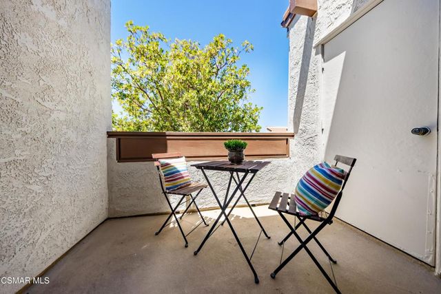1736 Sinaloa Road 427, Simi Valley, CA 93065