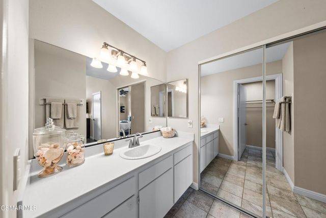 1736 Sinaloa Road 427, Simi Valley, CA 93065
