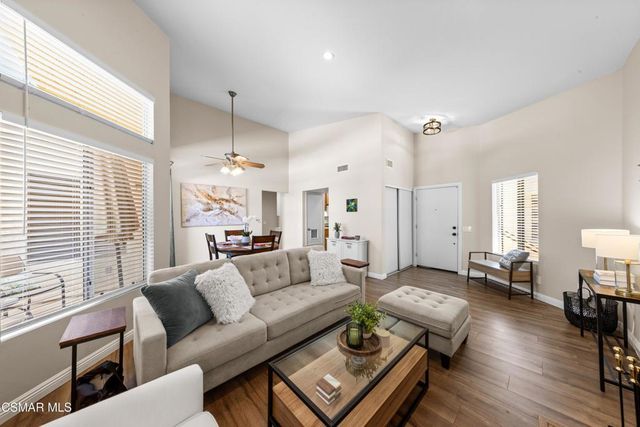 1736 Sinaloa Road 427, Simi Valley, CA 93065