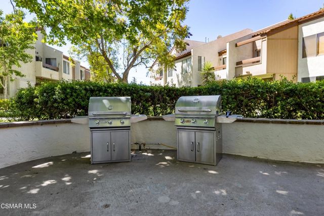 1736 Sinaloa Road 427, Simi Valley, CA 93065