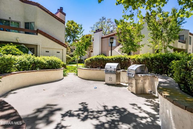 1736 Sinaloa Road 427, Simi Valley, CA 93065