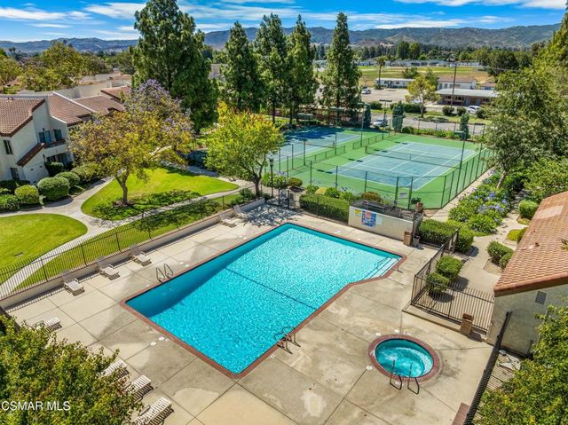 1736 Sinaloa Road 427, Simi Valley, CA 93065