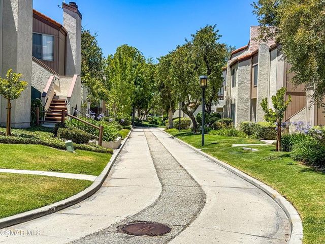 1736 Sinaloa Road 427, Simi Valley, CA 93065