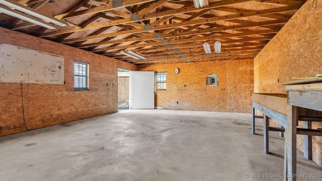 408 E Cherokee Street, Marietta, OK 73448