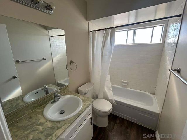 1259 E Ohio Ave, Escondido, CA 92027
