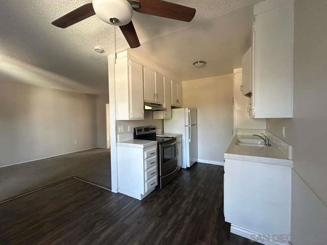 1259 E Ohio Ave, Escondido, CA 92027