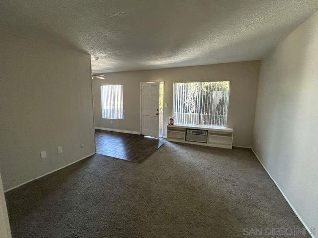 1259 E Ohio Ave, Escondido, CA 92027