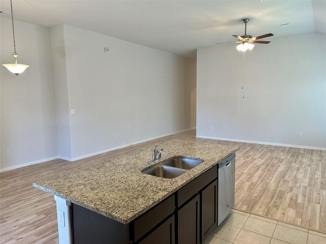 1003 Cherrystone LOOP, Buda, TX 78610