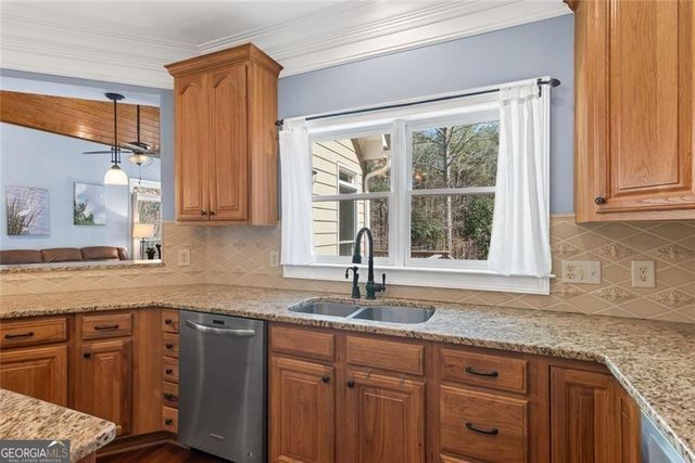 10 Clydesdale Trail, White, GA 30184