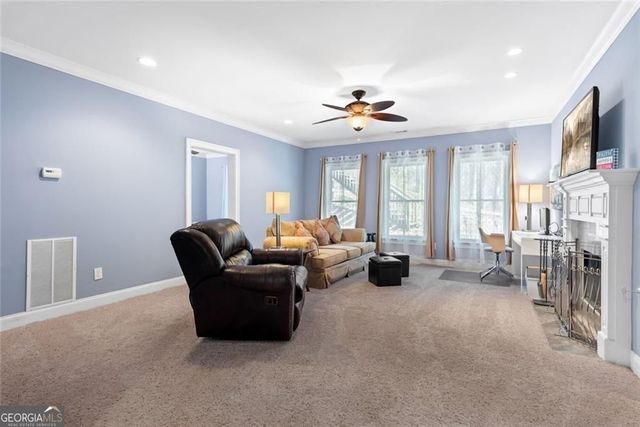 10 Clydesdale Trail, White, GA 30184