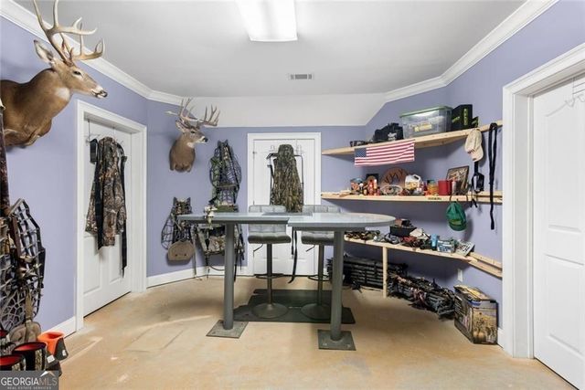 10 Clydesdale Trail, White, GA 30184