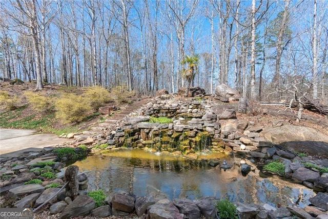 10 Clydesdale Trail, White, GA 30184