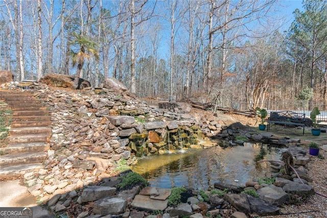 10 Clydesdale Trail, White, GA 30184