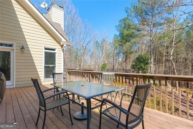 10 Clydesdale Trail, White, GA 30184