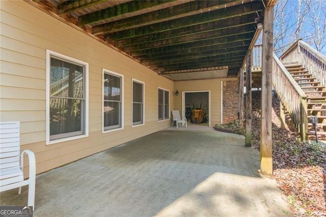 10 Clydesdale Trail, White, GA 30184