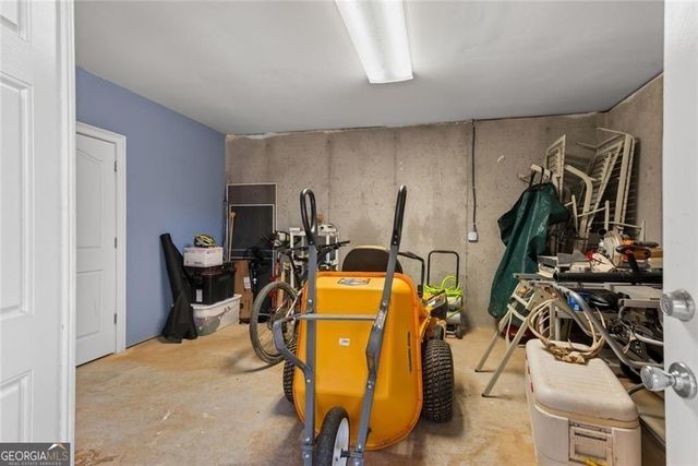 10 Clydesdale Trail, White, GA 30184