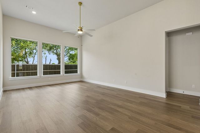1017 Goldenrod Drive, Justin, TX 76247