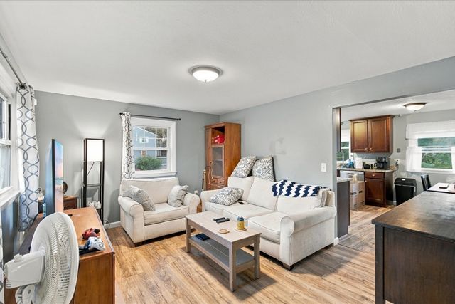 580 Crescent St, East Bridgewater, MA 02333