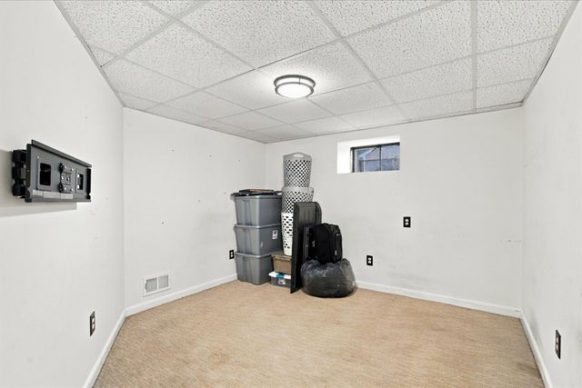 580 Crescent St, East Bridgewater, MA 02333