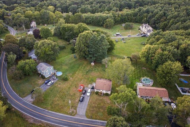 580 Crescent St, East Bridgewater, MA 02333