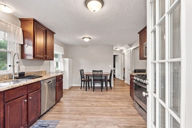 580 Crescent St, East Bridgewater, MA 02333