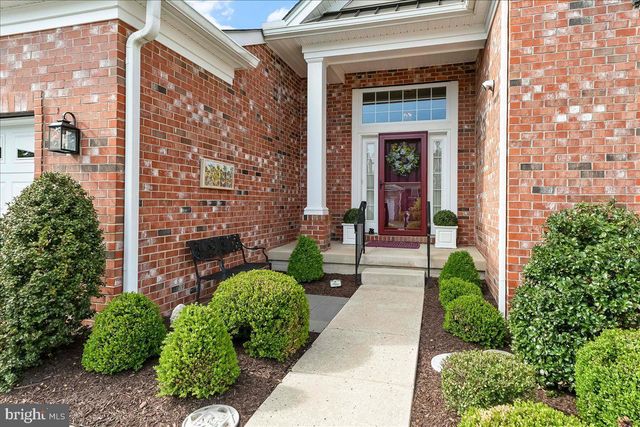 818 WOODS END CT, Collegeville, PA 19426