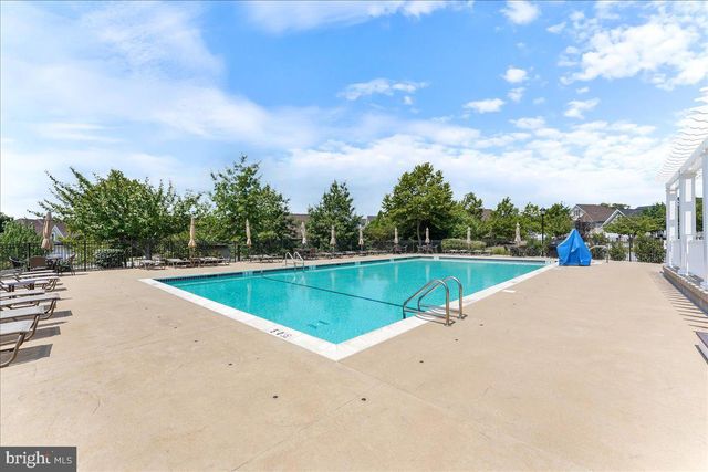 818 WOODS END CT, Collegeville, PA 19426