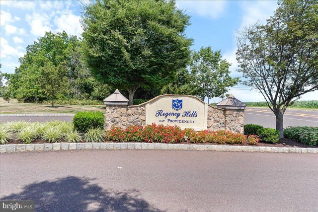 818 WOODS END CT, Collegeville, PA 19426