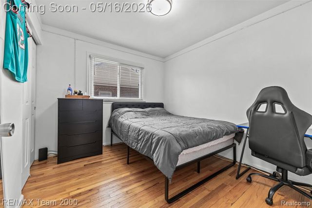 6640 Norborne Avenue, Dearborn Heights, MI 48127